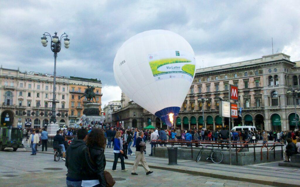 Hot Air Balloons as Advertising: A Flying Billboard