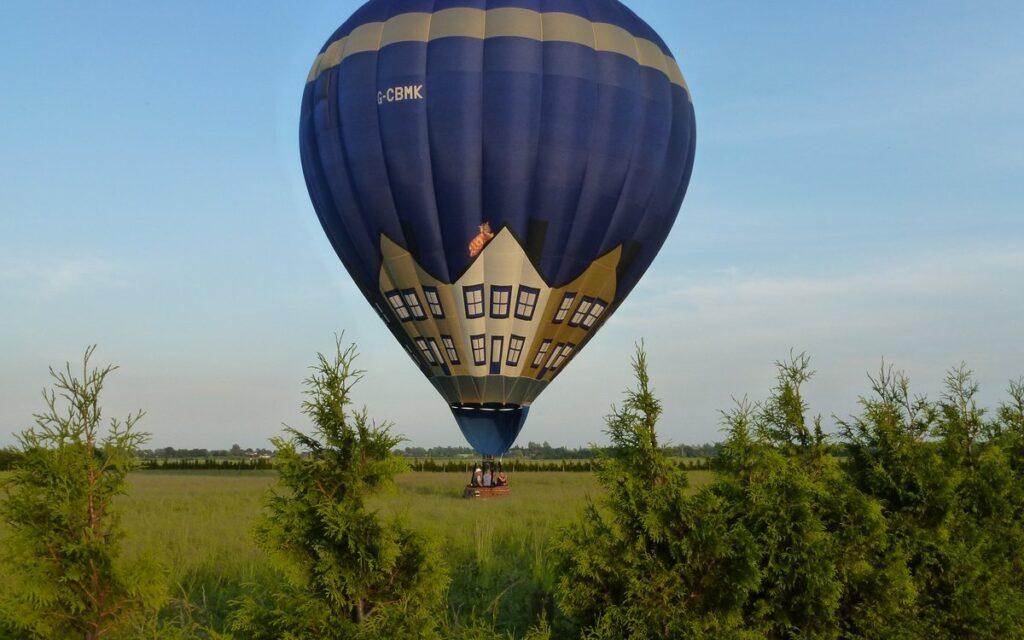 The Champagne Toast: A 240-Year-Old Ballooning Tradition