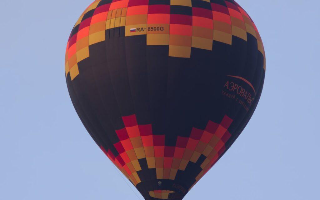 9 Hot Air Balloon Myths, Debunked