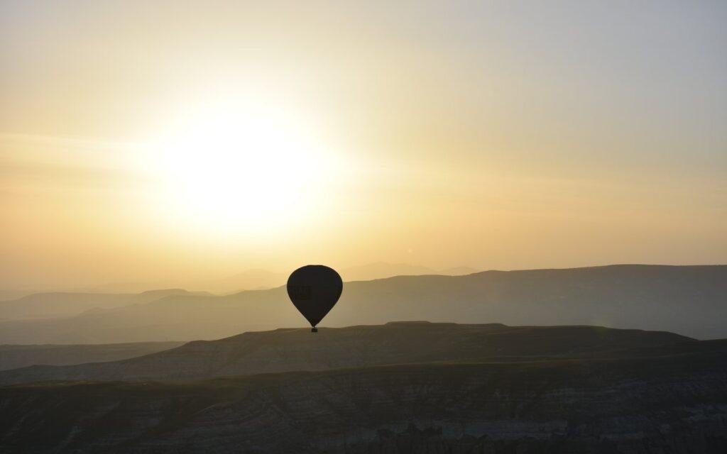 The Longest Hot Air Balloon Flights on Record